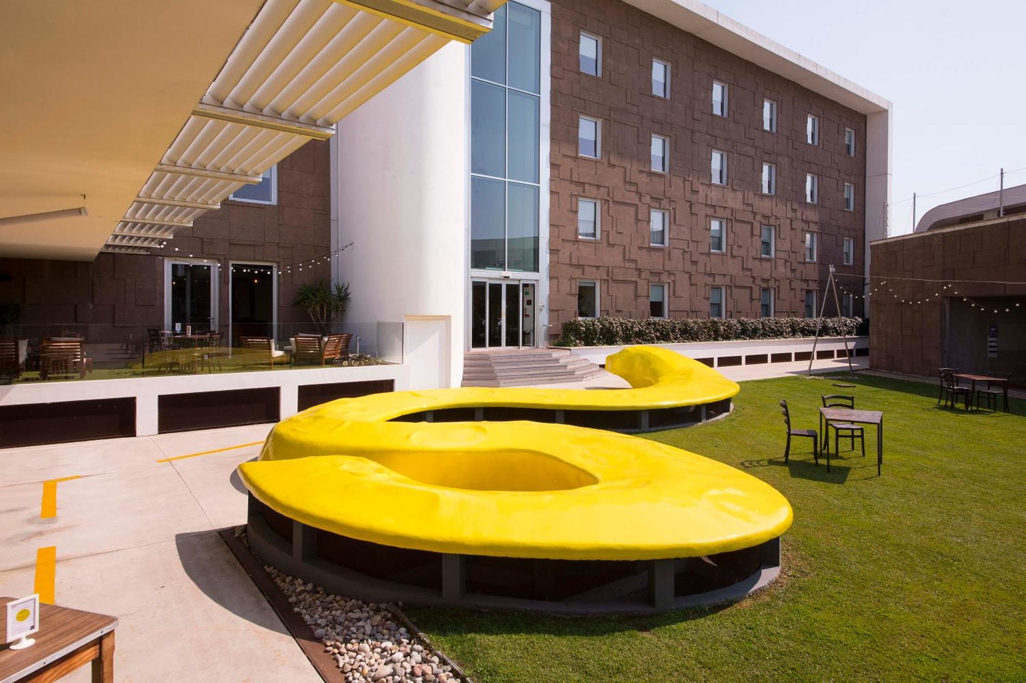Aiden By Best Western Jhd Dunant Hotel Castiglione Delle Stiviere Exterior foto
